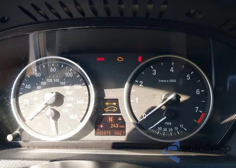 2013 BMW X5 xDrive35I/xDrive35I Premium/xDrive35I Sport Activity z USA, uszkodzony, nr VIN 5UXZV4C53D0E11455